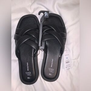 Time & Tru sandals
